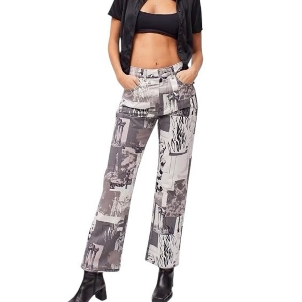 UO BDG High Waisted Cowboy Jean Graphic Print straight leg Y2K‎ retro Size 26